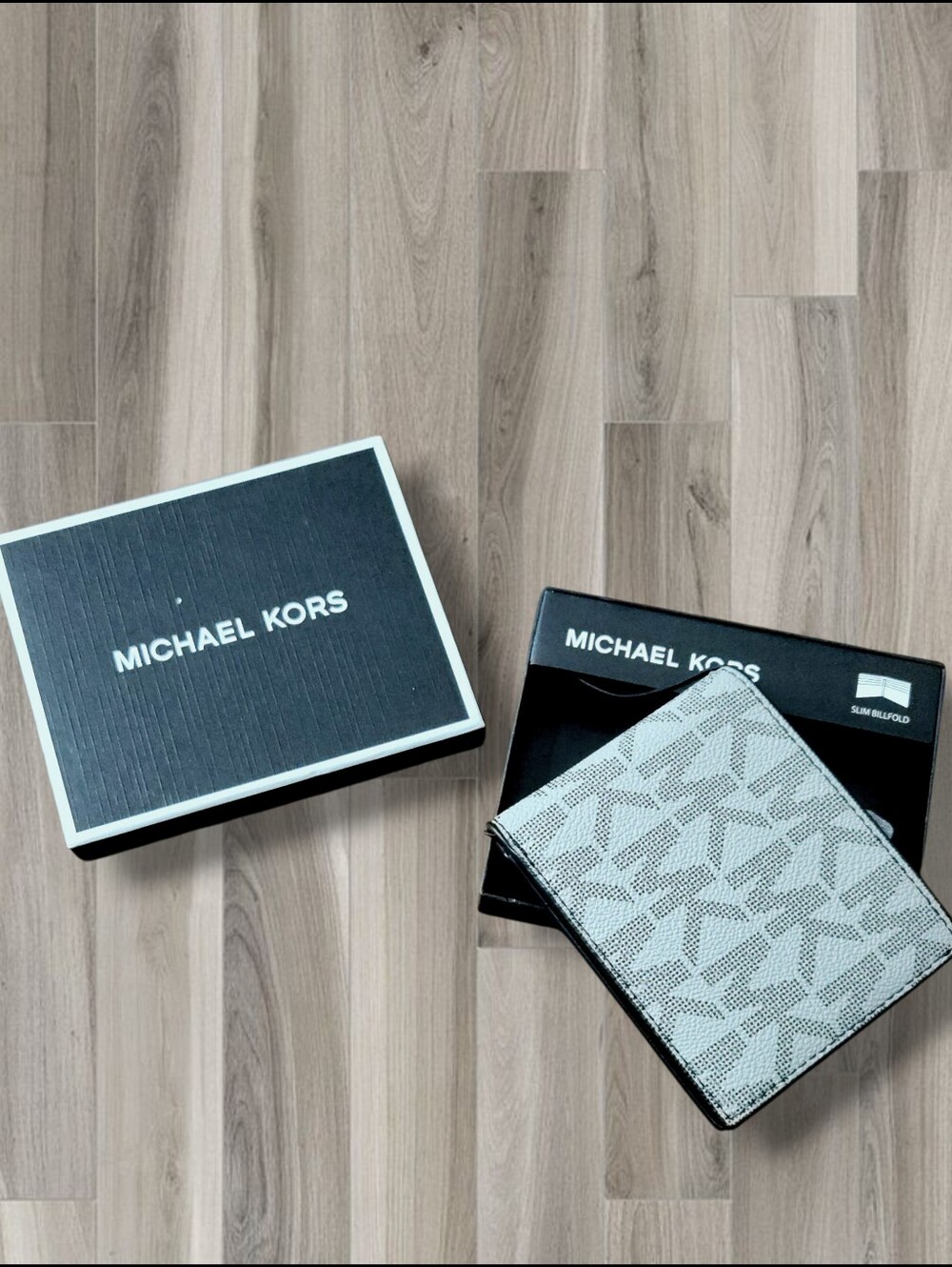 Michael Kors Slim Bifold Wallet